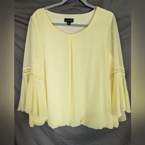 I N. Studio size XL blouse in buttery yellow elastic hem
